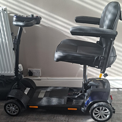 Wheel mobility scooter with - scooter,
