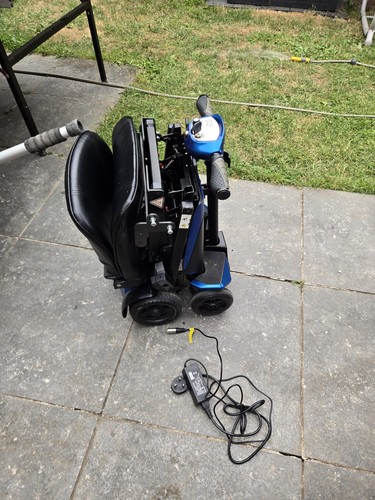 Folding mobility scooter - folding,